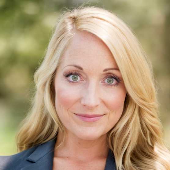 Headshot photo of Kaitlin Henderson