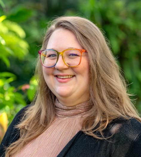 Headshot photo of Kali Geiger