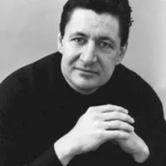 Headshot photo of Steven Thomas