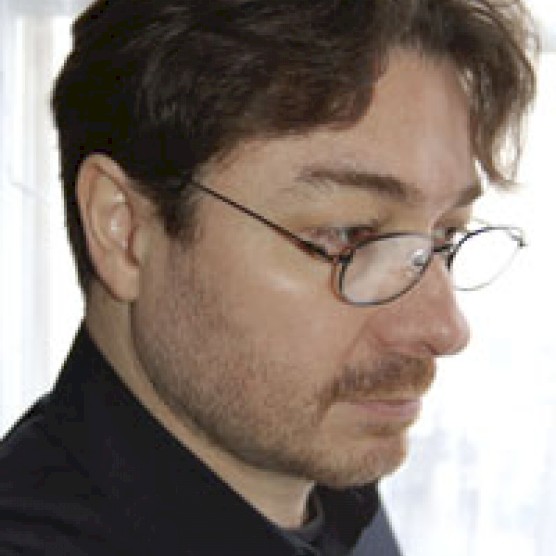 Headshot photo of Sergio Vega