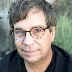 Headshot photo of Sean Owen Miller