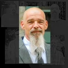 Headshot photo of Peter Haring