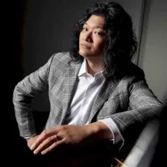 Headshot photo of Hsiang Tu