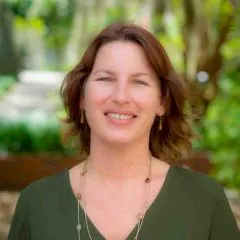 Headshot photo of Barb Mitola