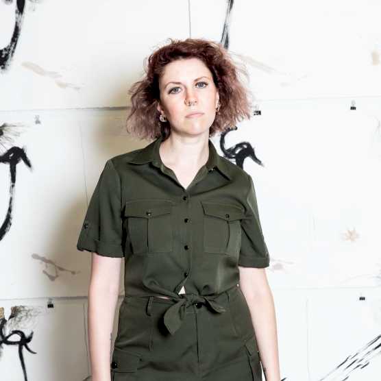 Headshot photo of Alexis Kurtzman