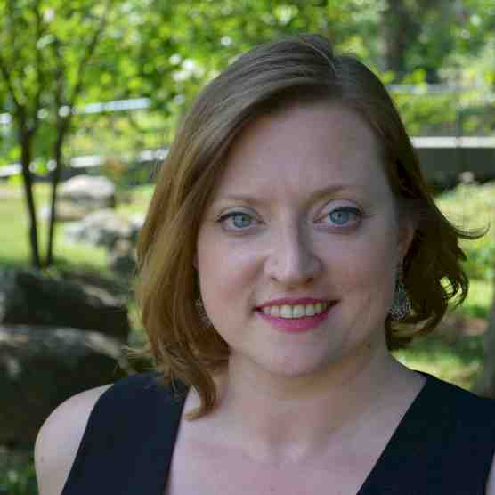 Headshot photo of Jillian Rogers