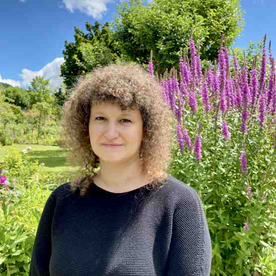 Headshot photo of Rachel Silveri