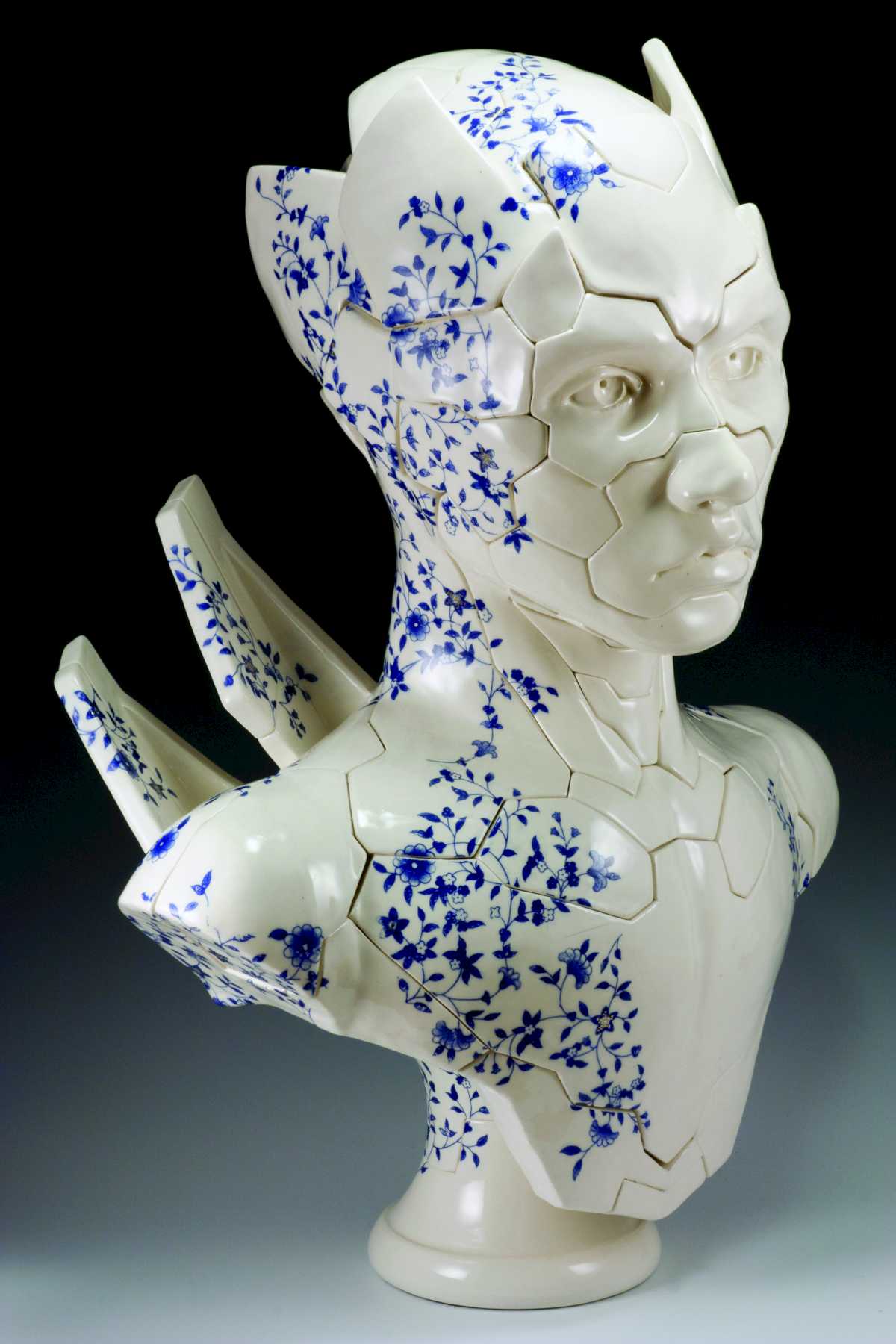 Ceramics MFA alumnus opens his residency exhibition at the 