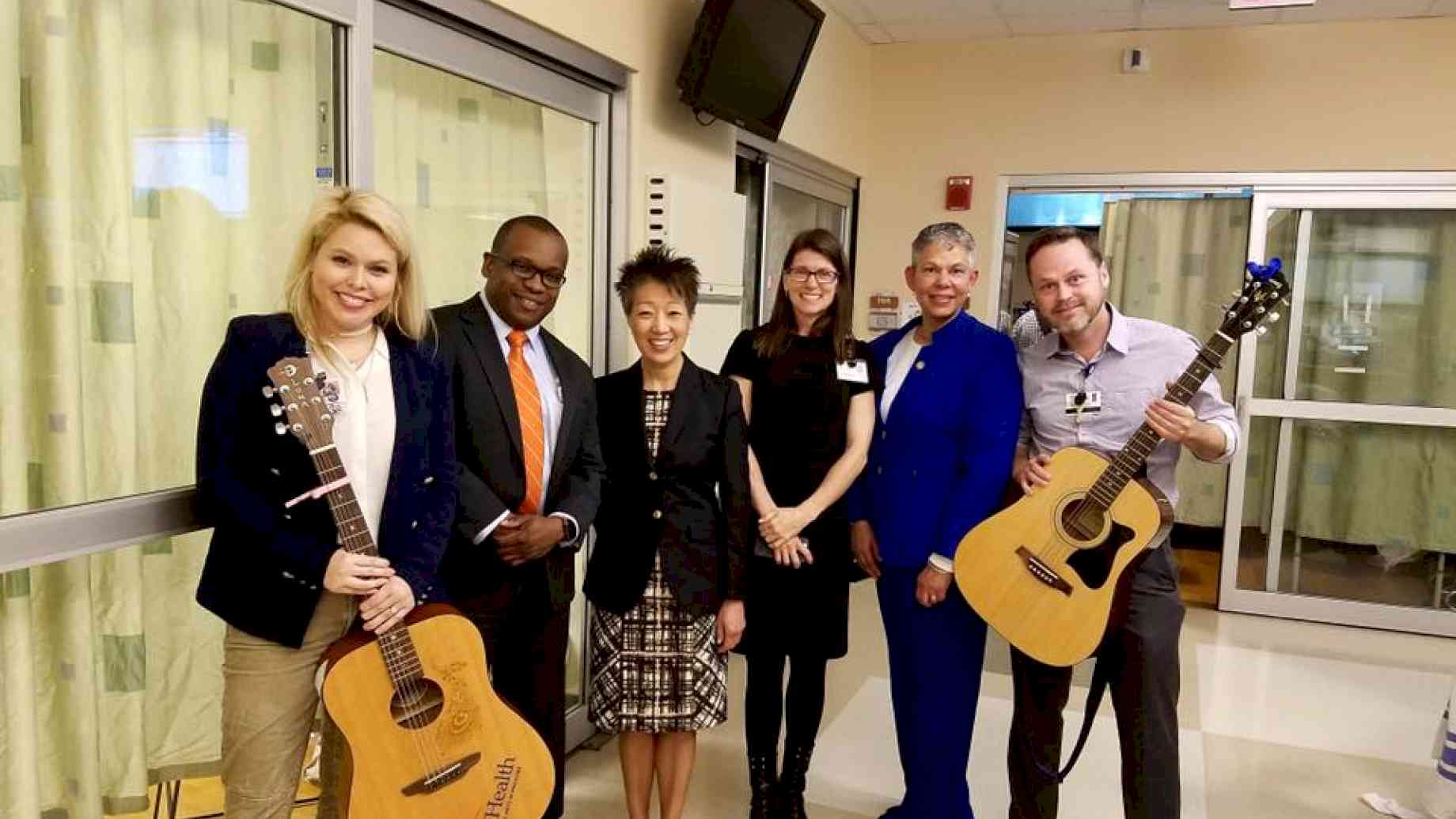 NEA Chairman, Jane Chu, and Florida Division of Cultural Affairs Director, Sandy Shaughnessy, visiting the Center for Arts in Medicine